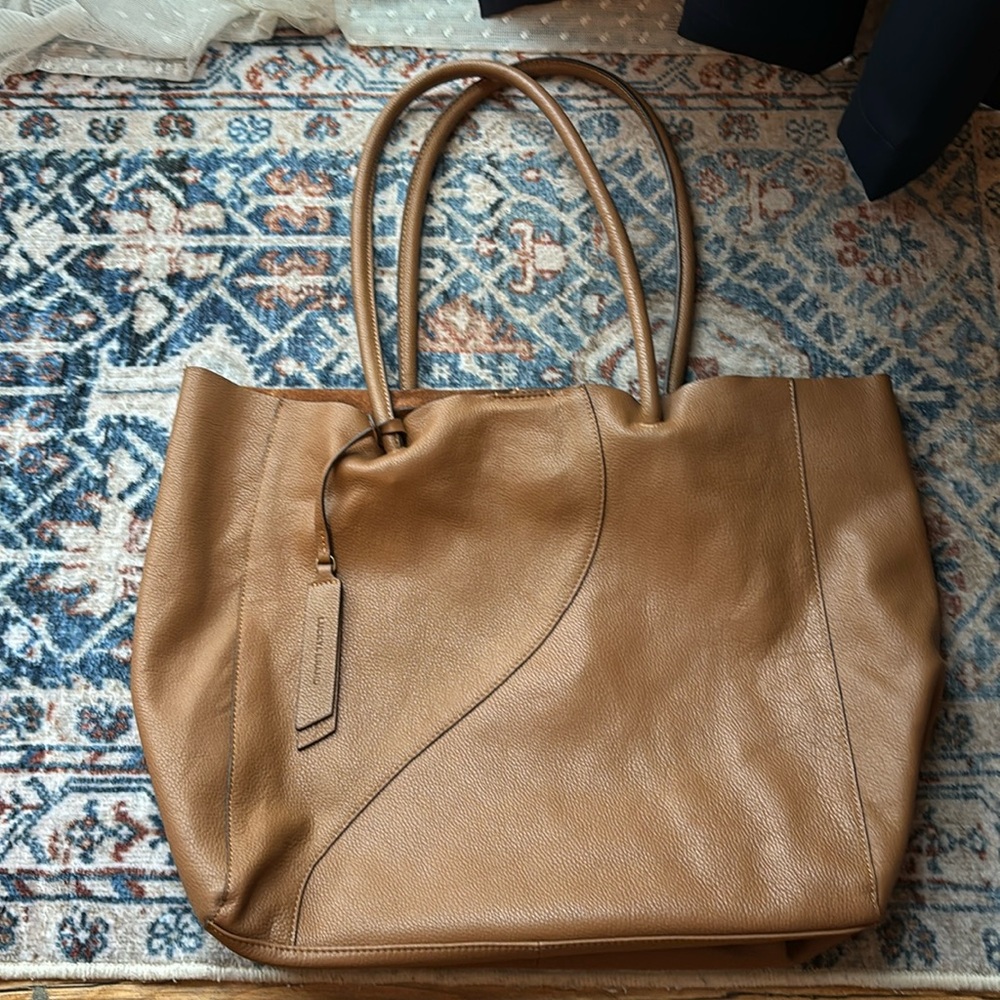 Lucky brand large leather tote with interior pouch- used once